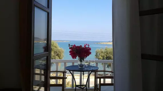 Roussos Beach Hotel | Ege Adaları - Paros