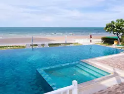 Baan Poolom Beachfront Condominium | Prachuap Khiri Khan (ili) - Hua Hin (ve civarı) - Hua Hin - Khao Takiab