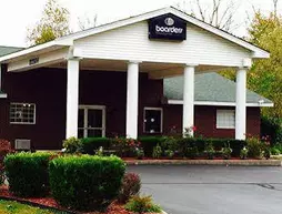 Boarders Inn & Suites | Tennessee - Nashville-Davidson - Nashville (ve civarı) - Ashland City