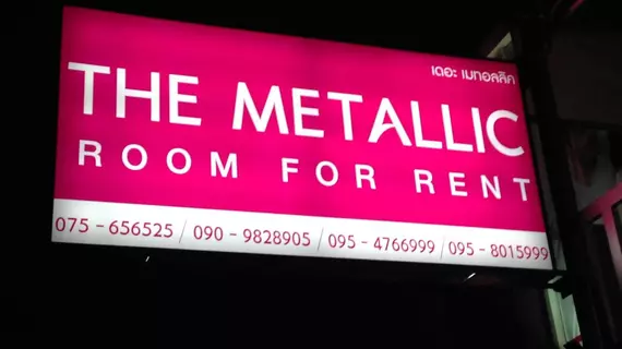 The Metallic Hostel | Krabi İli - Ko Lanta