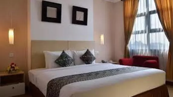 UNY Hotel | Yogyakarta Özel Bölgesi - Yogyakarta (ve civarı) - Depok