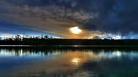 Lake Yalleena Cabins | Tazmanya - Lake Leake