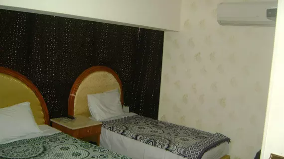 Isis Hotel 2 - Hostel | Kahire (ve civarı) - Kahire - Kahire Şehir Merkezi