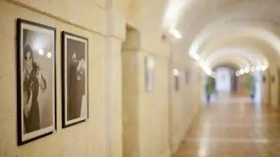 Les Chambres de l'Abbaye | Nouvelle-Aquitaine - Charente-Maritime (bölge) - Saintes