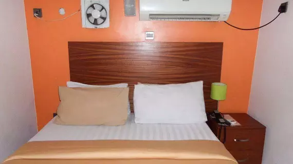 Precinct Comfort Services Surulere | Lagos (ve civarı) - Lagos - Surulere