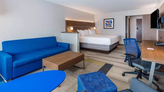 Holiday Inn Express and Suites Rice Lake | Wisconsin - Rice Lake (ve civarı) - Rice Lake