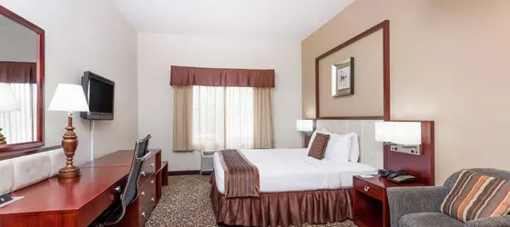 Baymont Inn & Suites Columbia Fort Jackson | Güney Karolayna - Columbia (ve civarı) - Columbia