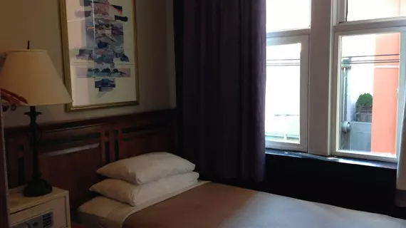 Hotel Ambassador | Britanya Kolombiyası - Vancouver (ve civarı) - Vancouver - Vancouver Waterfront - Vancouver Şehir Merkezi