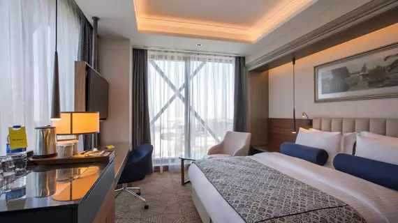 Golden Tulip Istanbul Bayrampasa |  Istanbul  - Bayrampaşa