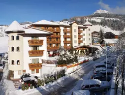 Almhof Hotel Call | Trentino-Alto Adige - Güney Tirol (il) - Marebbe