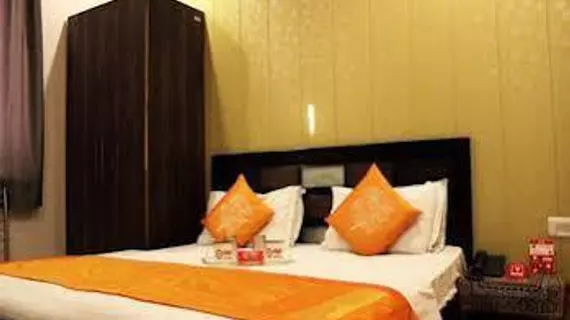 OYO Rooms Pitampura Rani Bagh | Batı Delhi - Ulusal Eyalet Başkenti Delhi - Delhi (ve civarı) - Yeni Delhi