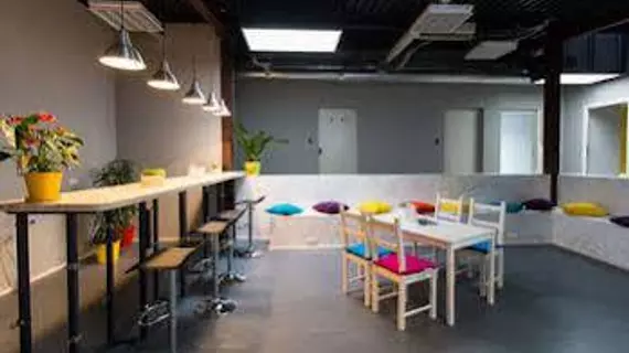 Fabrika Hostel & Gallery | Vilnius (ve civarı) - Vilnius