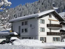 Hotel Restaurant Hemmi | Maloja District - Graubuenden - Churwalden