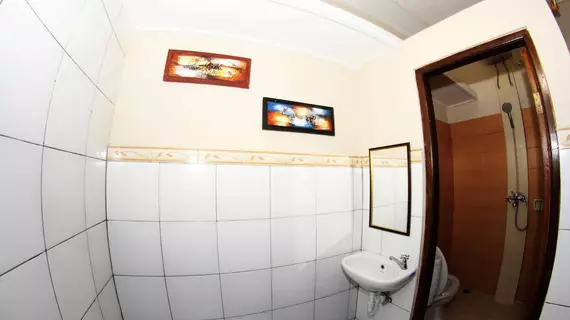 Gong Corner Guesthouse 2 | Bali - Kuta - Legian Kent Merkezi