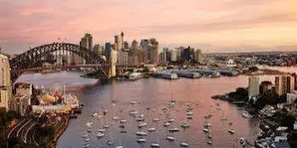 North Sydney Harbourview Hotel