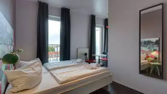 MEININGER Hotel Berlin Alexanderplatz | Berlin (ve civarı) - Pankow - Prenzlauer Berg