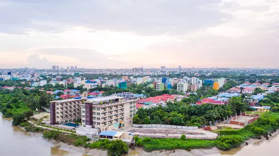 The Floral Breeze Yangon | Yangon