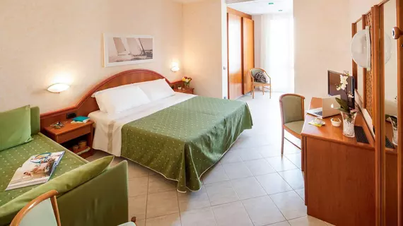 Hotel Gabriella | Liguria - Imperia (il) - Diano Marina