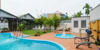 Hoa Phat Hotel & Apartment