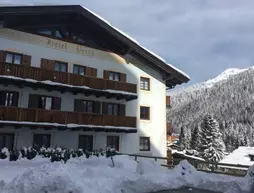 Hotel Perla | Trentino-Alto Adige - Trento İli - Madonna di Campiglio