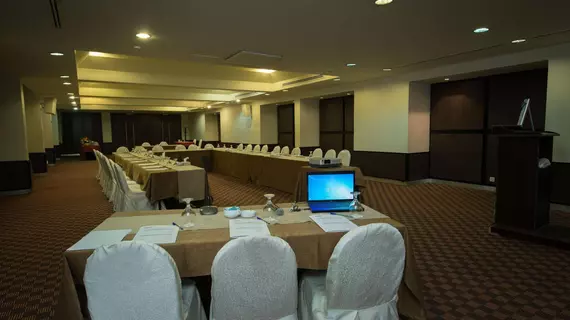 Century Park Hotel | Amman İli - Amman (ve civarı) - Amman