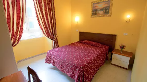 Hotel Bed In Roma | Lazio - Roma (ve civarı) - Roma Kent Merkezi - Rione XVIII Castro Pretorio