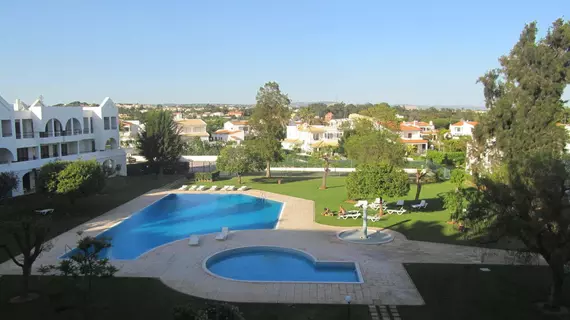 Jeannies Oura Estrela Apartamentos | Algarve - Faro Bölgesi - Albufeira