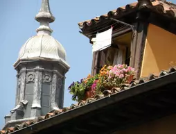 Apartment In Historical Building Madrid