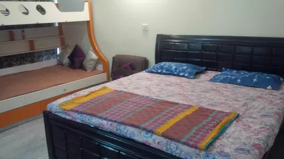 Maple Bed and Breakfast | Batı Delhi - Ulusal Eyalet Başkenti Delhi - Delhi (ve civarı) - Noida