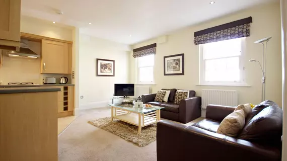 Berkshire Rooms-Reading | Berkshire (kontluk) - Reading - Tilehurst