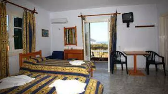 Alexandros Rooms & Studios | Tesalya - Skopelos