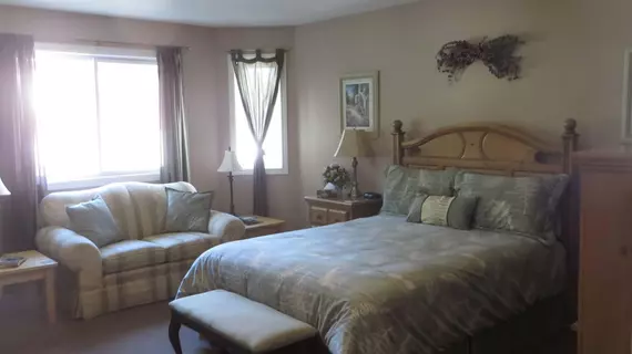 Villa Gardenia Bed & Breakfast | Ontario - Niagara Regional Belediyesi - Niagara Şelalesi (ve civarı), Kanada - Niagara Şelalesi - Niagara Falls Kent Merkezi