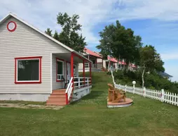 Motel Les Chalets Bo-Fleuve