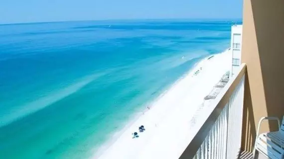 Pelican Beach Resort and Conference Center | Florida - Fort Walton Beach - Destin (ve civarı) - Destin