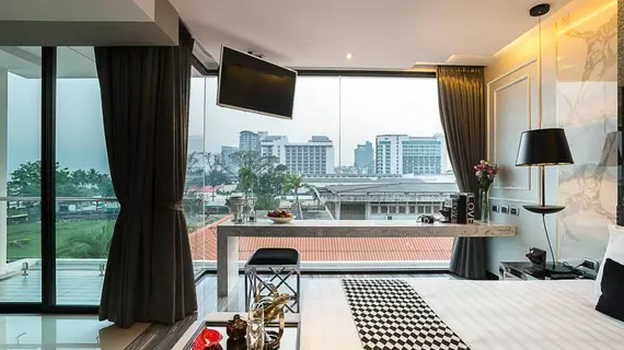 Mera Mare Hotel | Chonburi (vilayet) - Pattaya (ve civarı) - Pattaya - Pattaya Körfezi