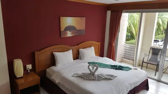 Pitstop Guesthouse | Phuket (ve civarı) - Karon - Kata Plajı