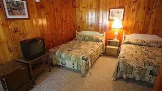 Lee's Motel and Cottages | New York - George Gölü (ve civarı) - Lake George