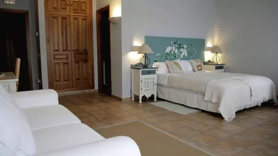 Hotel Laureana Marcos | Kastilya ve Leon - Segovia (vilayet) - Espirdo - Tizneros