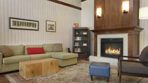 Country Inn and Suites Norman | Oklahoma - Oklahoma City (ve civarı) - Norman