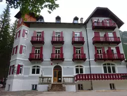 Hotel Croda Rossa | Trentino-Alto Adige - Güney Tirol (il) - Dobbiaco