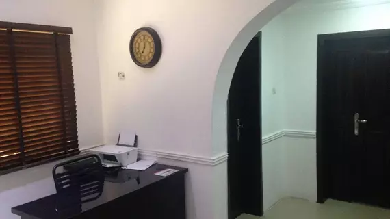 King Serve Guesthouse | Lagos (ve civarı) - Lekki - Lekki Kademe 1