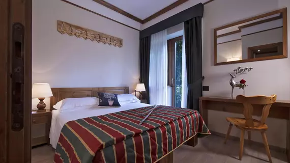 Boutique Hotel Villa Blu Cortina | Veneto - Belluno (vilayet) - Cortina d'Ampezzo