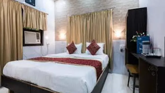 OYO Rooms Panvel Near Civil Court | Maharaştra - Raigad - Bombay (ve civarı) - Navi Bombay