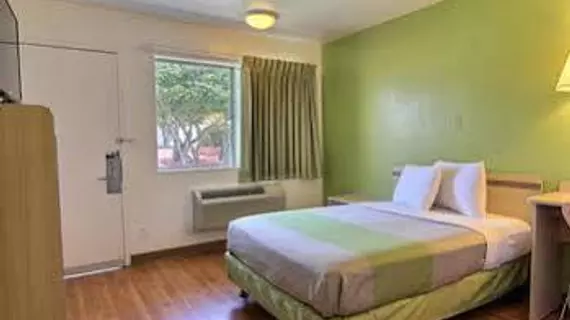 Motel 6 Austin North | Teksas - Austin (ve civarı) - Austin