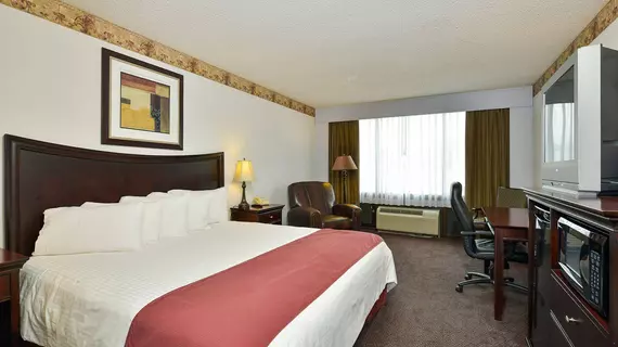 Lamplighter Inn and Suites | Kansas - Pittsburg (ve civarı) - Frontenac