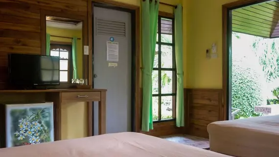 Dew Shore Resort | Surat Thani (vilayet) - Koh Phangan