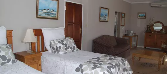 Gordon's Bay Guesthouse | Western Cape (il) - West Coast DC - Drakenstein - Cape Town (ve civarı) - Cape Town - Gordon's Bay