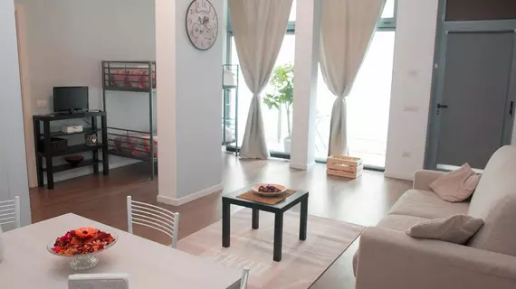 Red Line Apartments | Lombardy - Milano (ve civarı) - Milano