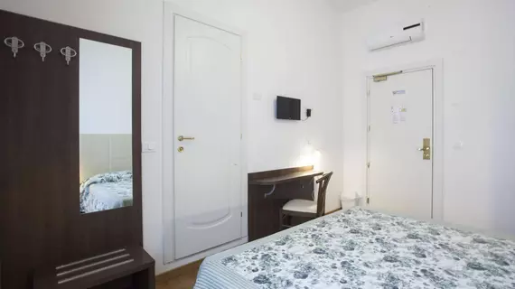 Hotel Amalfi | Lombardy - Milano (ve civarı) - Milano