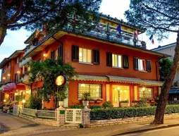 Hotel Benaco a Sirmione | Lombardy - Brescia (il) - Sirmione